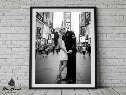 Modern Times Square kiss poster Kiss1