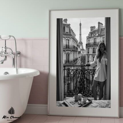 Morning balcony coffee in Paris3